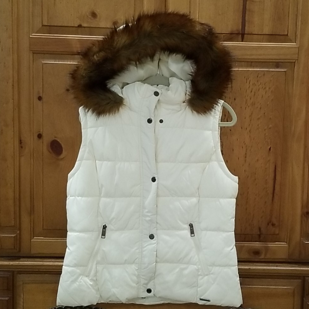 Andrew Marc NY Performance puffer vest, size L